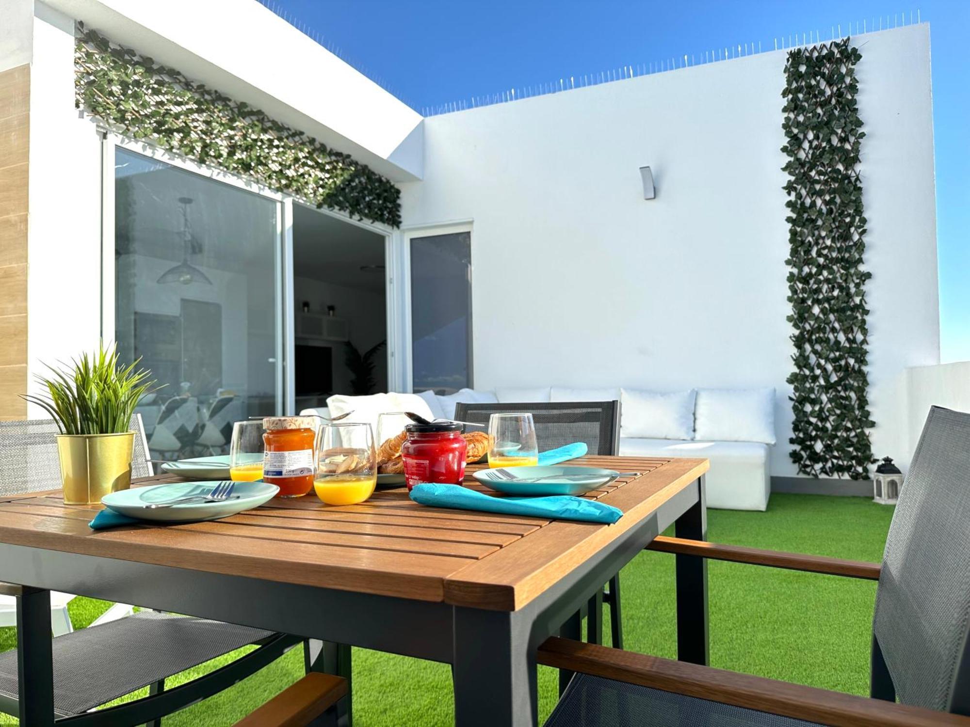 Suites Verano Azul Castillo del Romeral エクステリア 写真