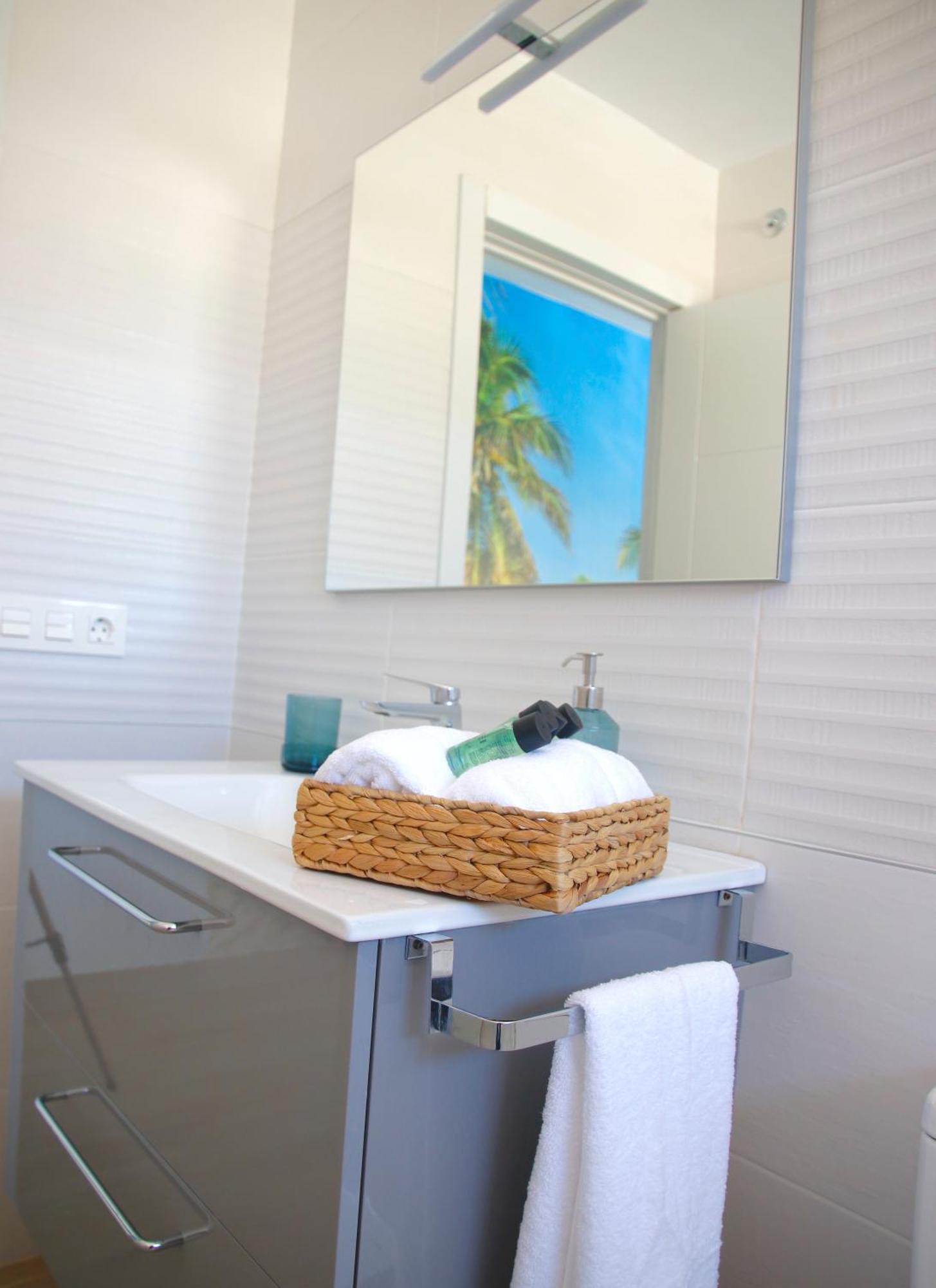 Suites Verano Azul Castillo del Romeral エクステリア 写真